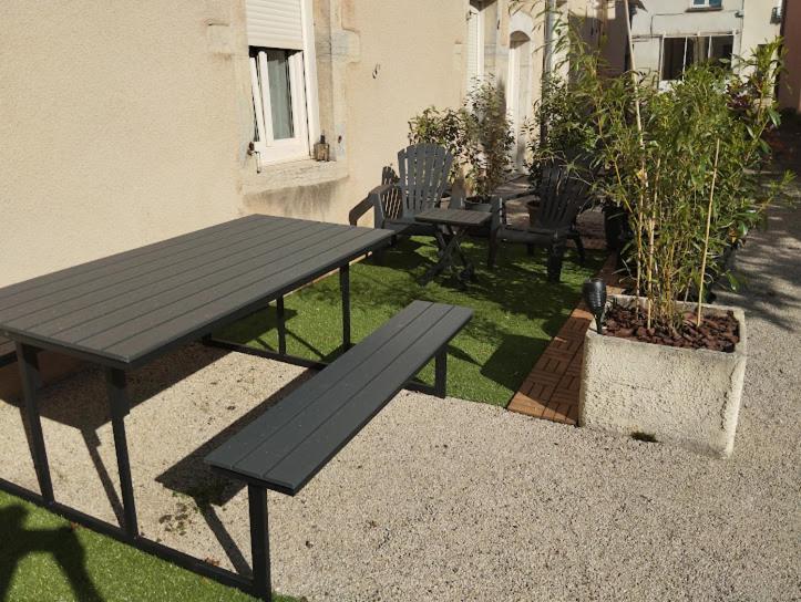 Maison De Village Appartement Rdc Avec Terrasse Gy Eksteriør billede